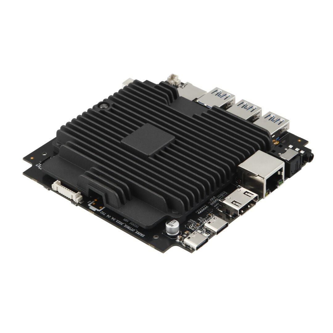 UGOOS AM8 Pro 8GB/64GB Android TV Box